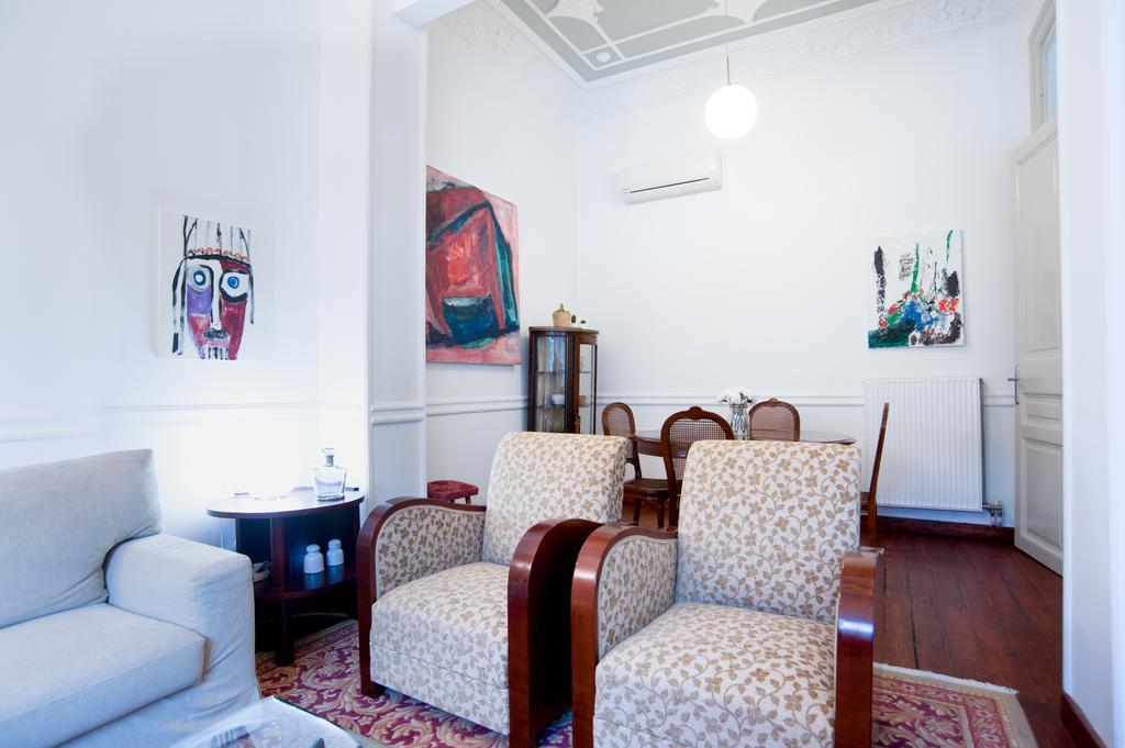 Neoclassical House At Metro Station Attiki Athene Buitenkant foto